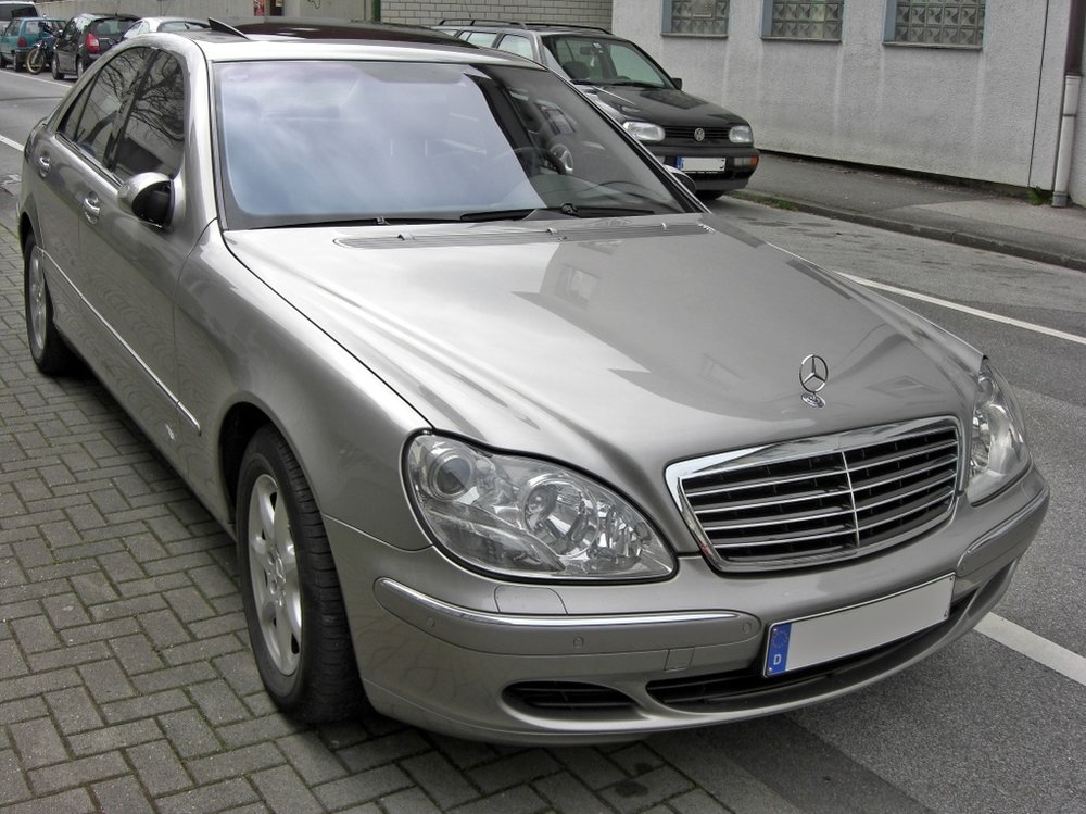 W220.jpg