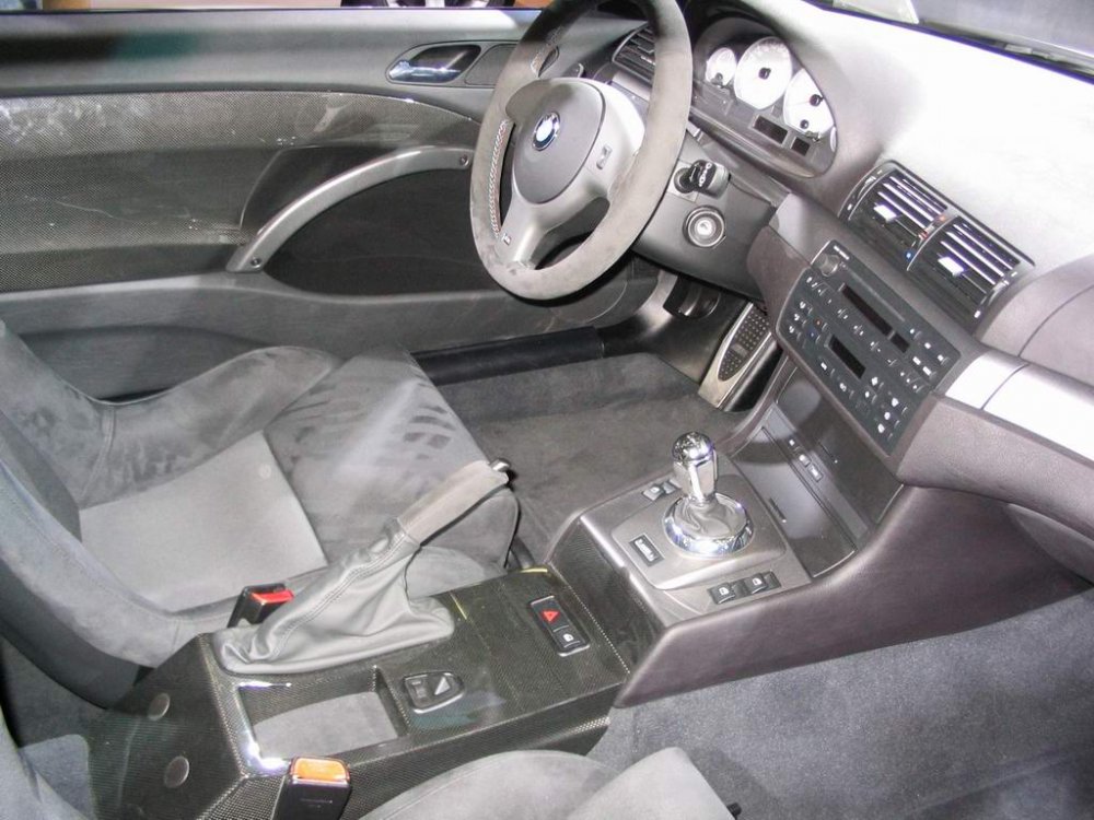 bmwcsl_inside.jpg