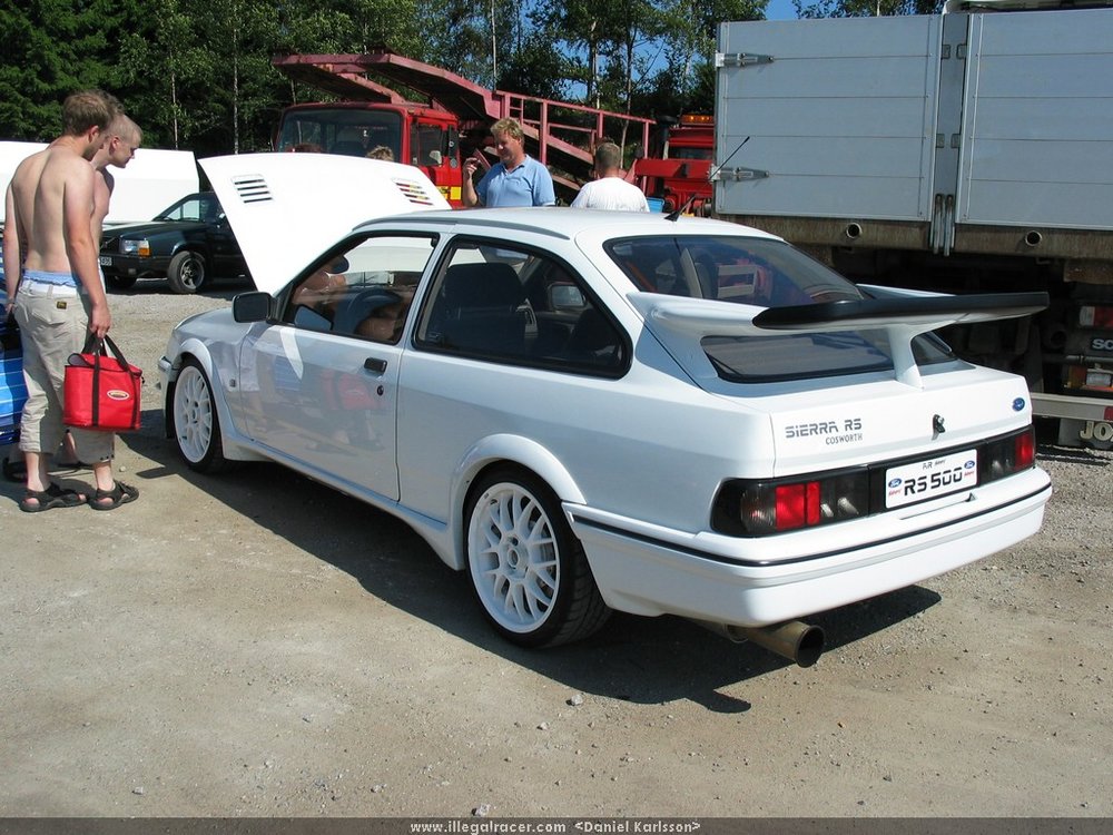 ford-sierra-cosworth-09.jpg