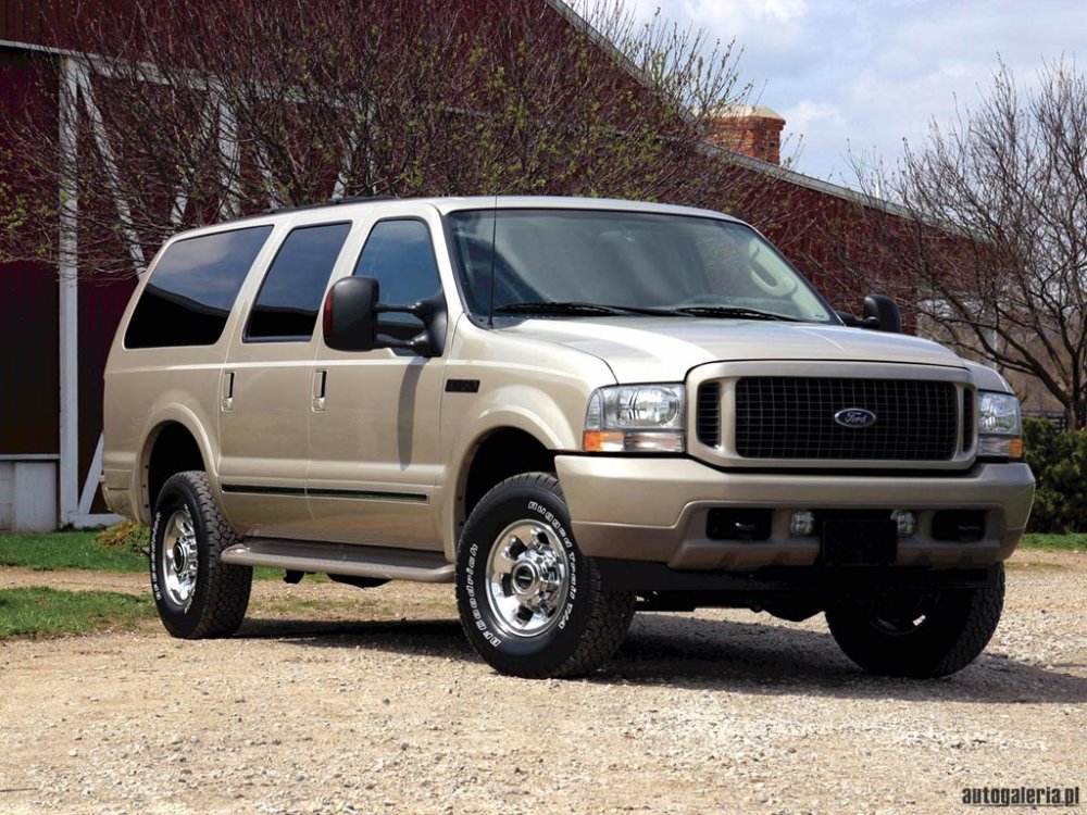ford_excursion_2004_01_m.jpg