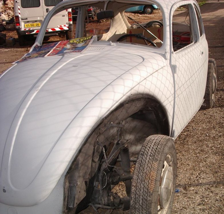 hipu0901-02.jpg