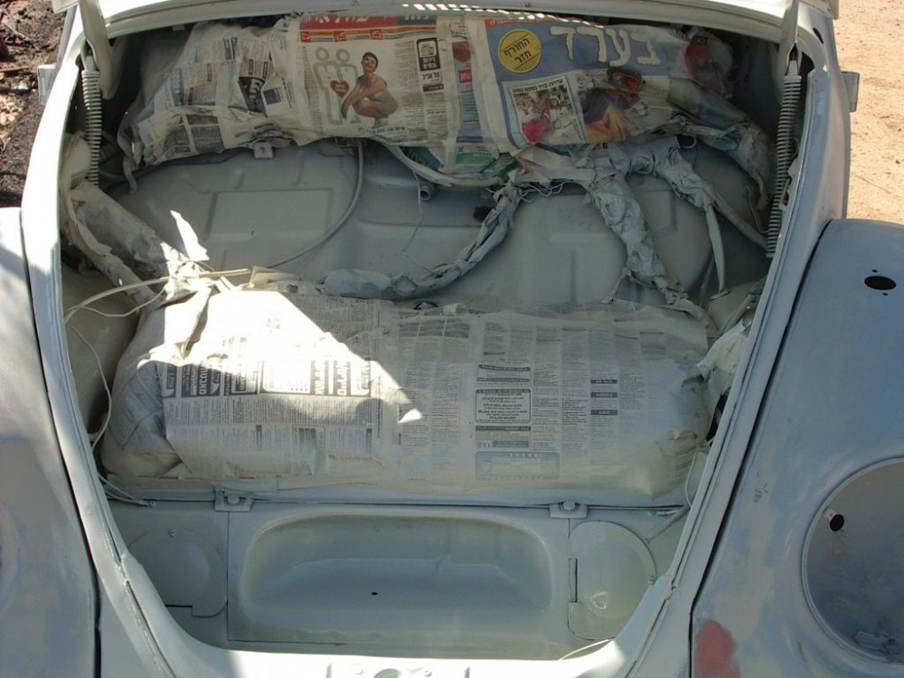 hipu2202-04.jpg