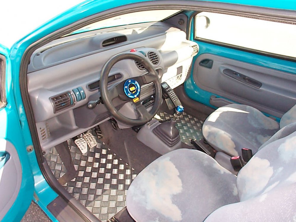 interior1.jpg