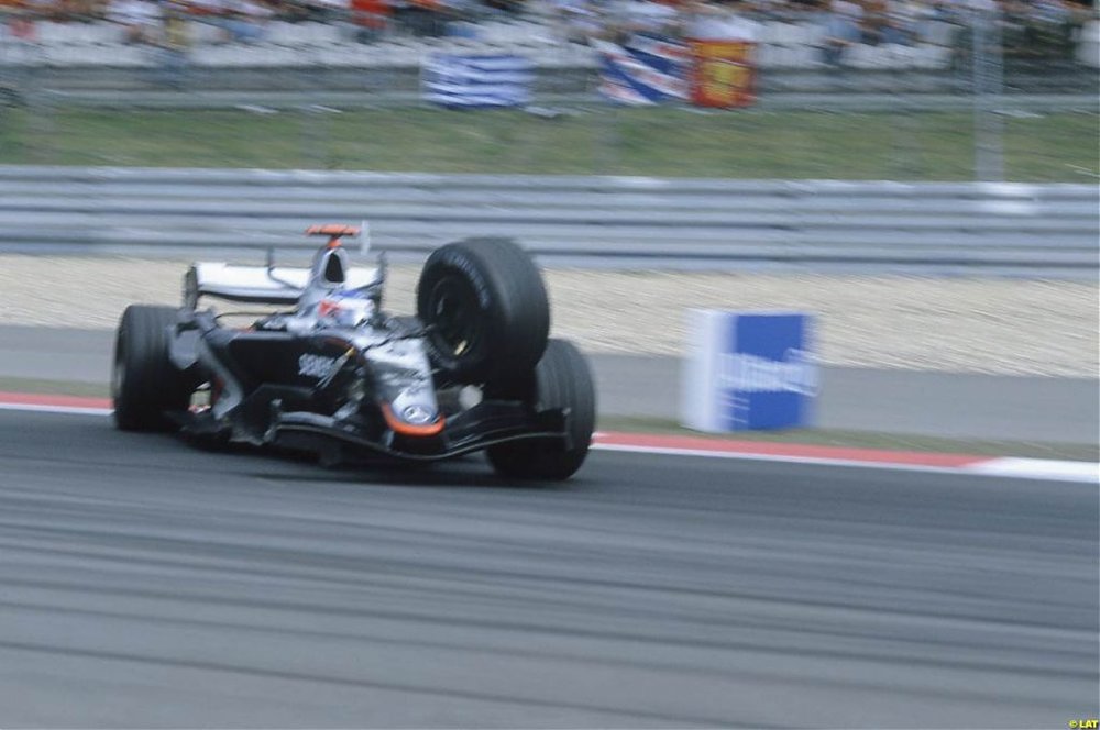 l_05EuropeCrash00-4.jpg