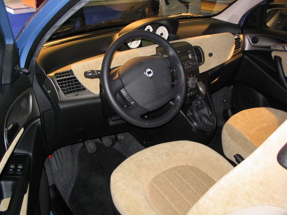 lancia.jpg