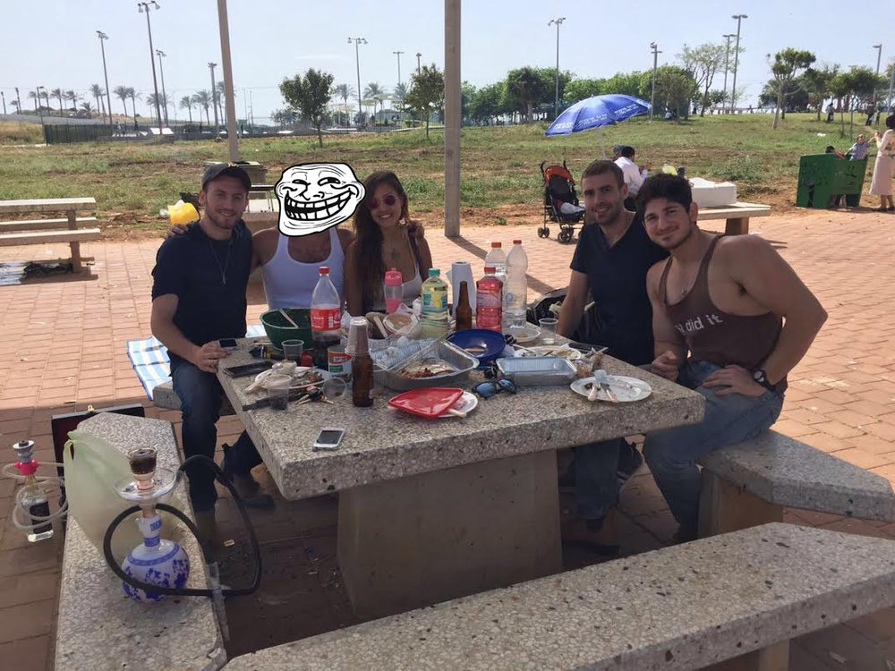 m.jpg