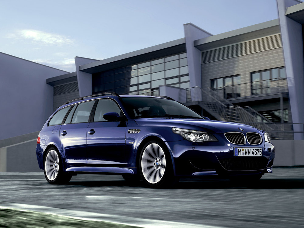 m5_touring_07.jpg