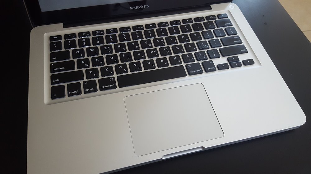 macbook03.jpg