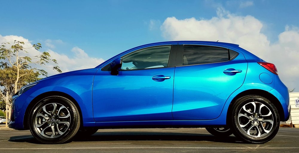 mazda2.jpg