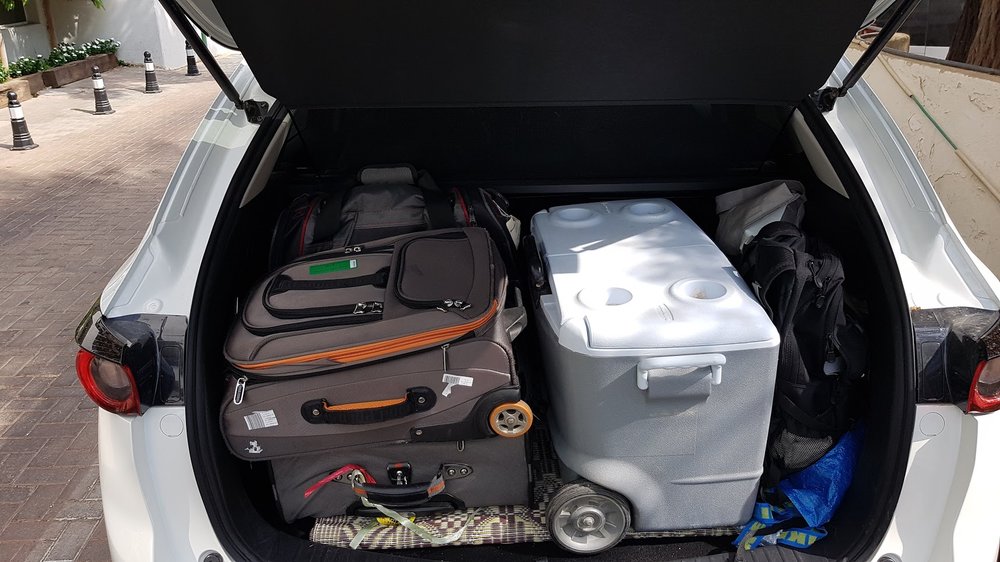 mazda2.jpg