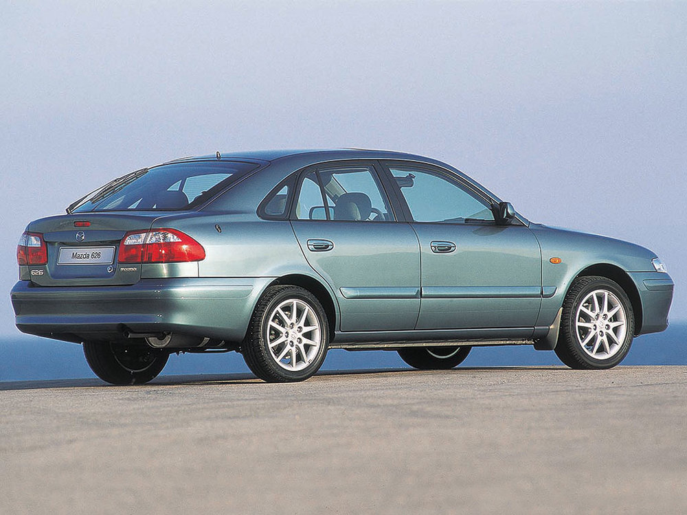 mazda_626_r15555.jpg