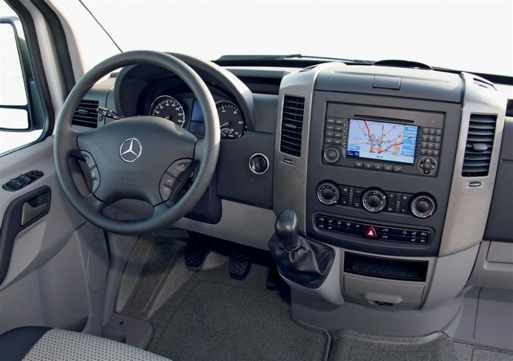 mercedessprinter20067oo.jpg