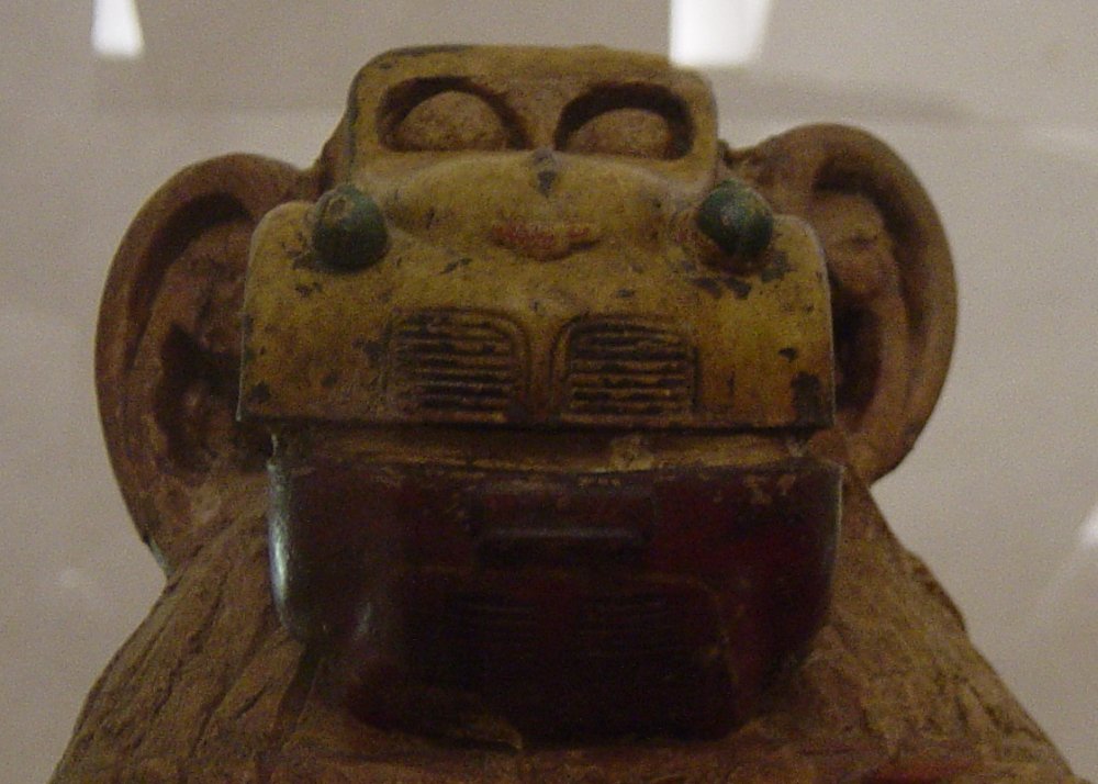 monkeycar2.jpg