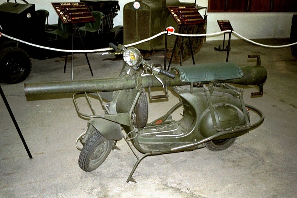 moped.jpg