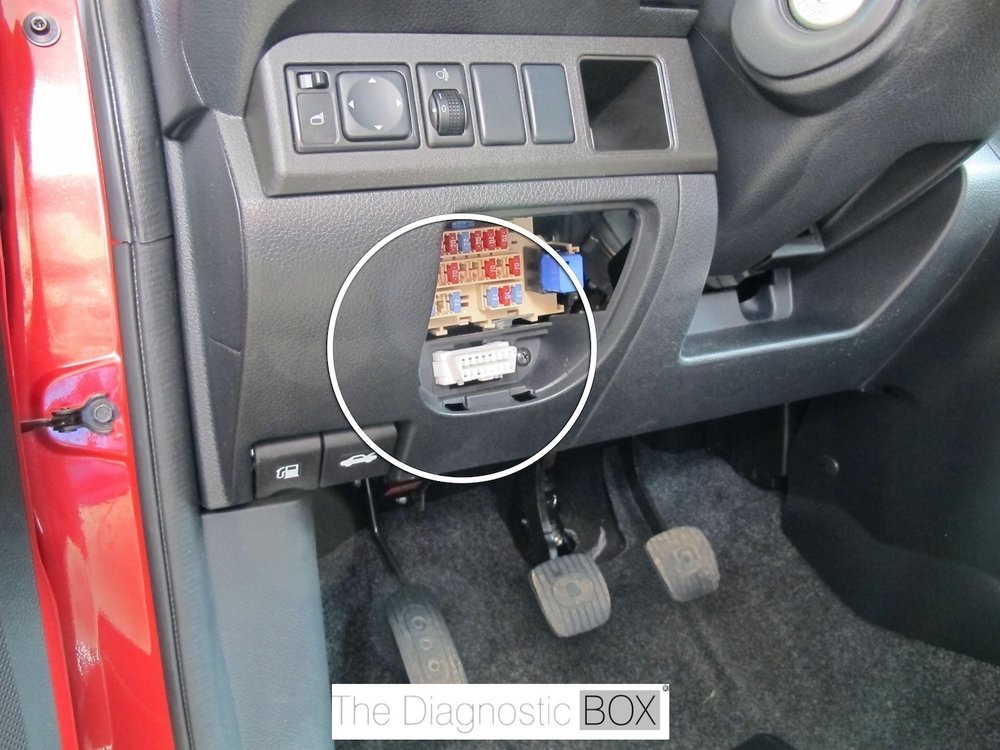 nissan_note_e11_b.jpg