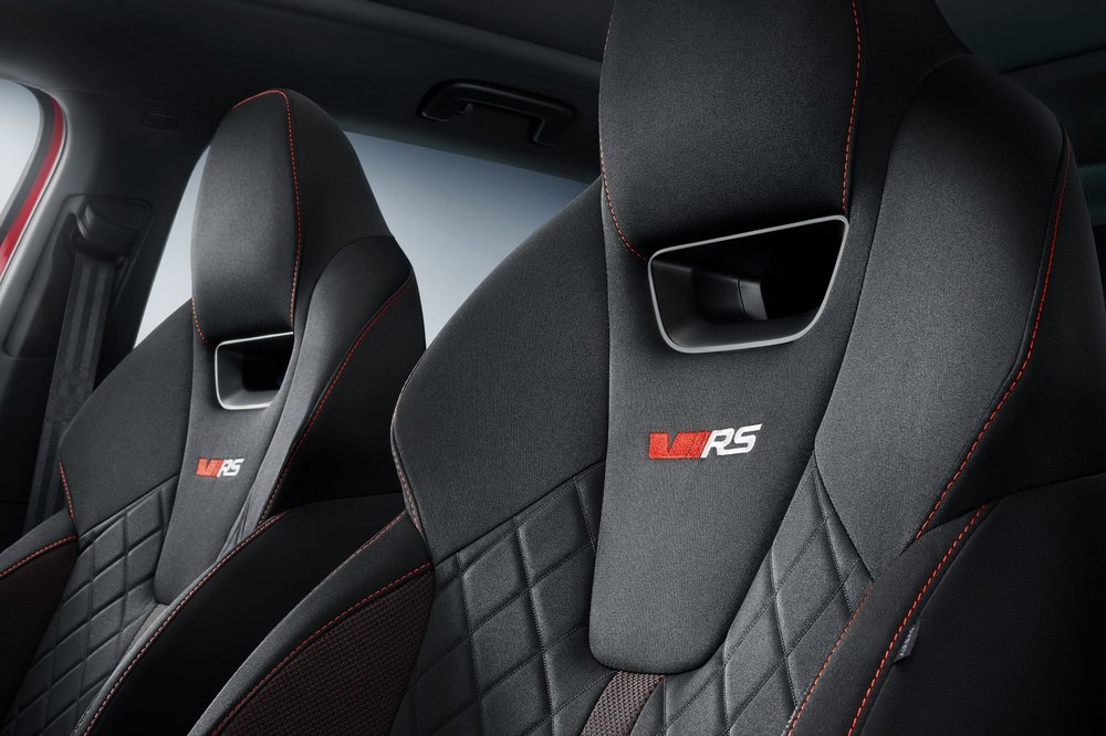 octavia_rs_iv_16-1920x1280.jpg
