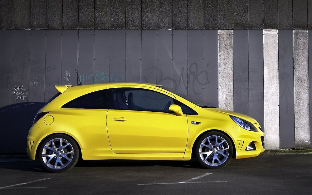opel-corsa-opc-2010-side_158673-1440x900.jpg