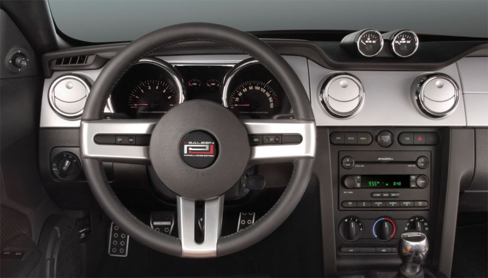 parnelli07_inter.jpg