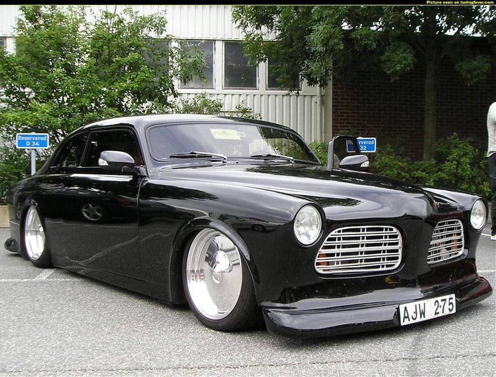 pics-max-9338-235208-volvo-amazon-hot-rod.jpg