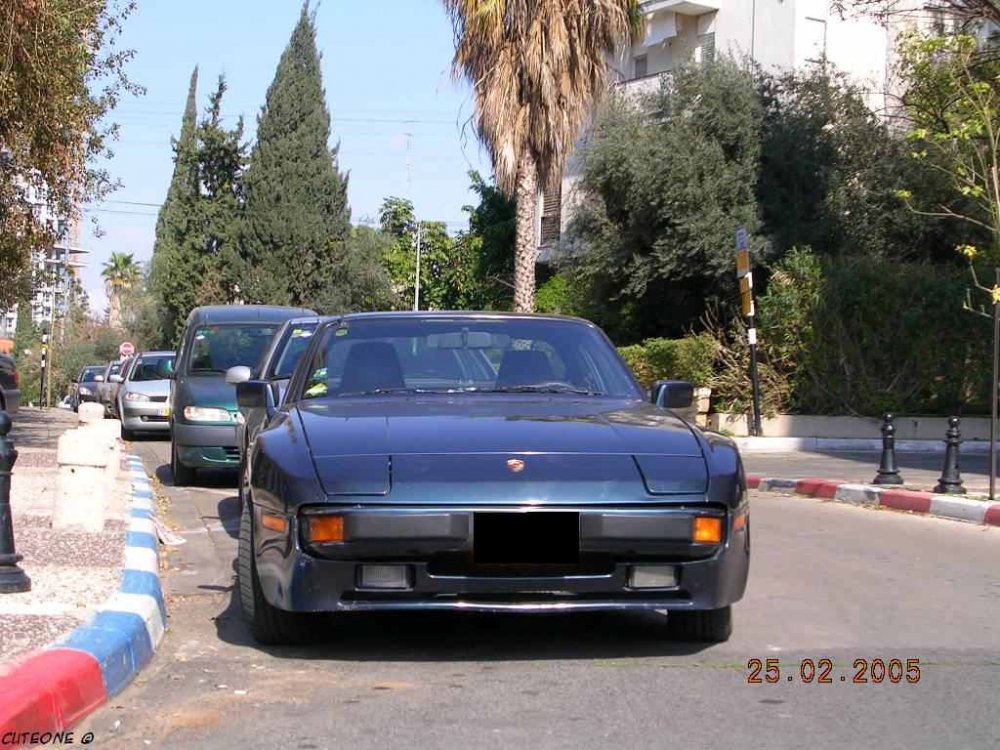 porsche-944.jpg