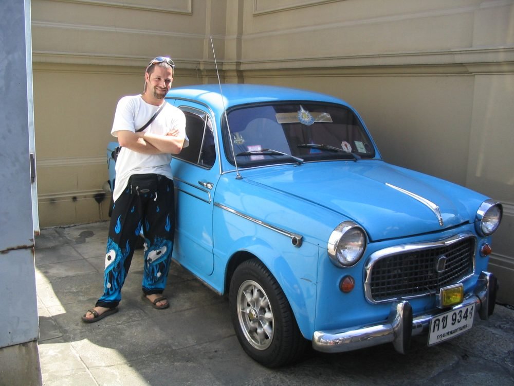 small005.jpg