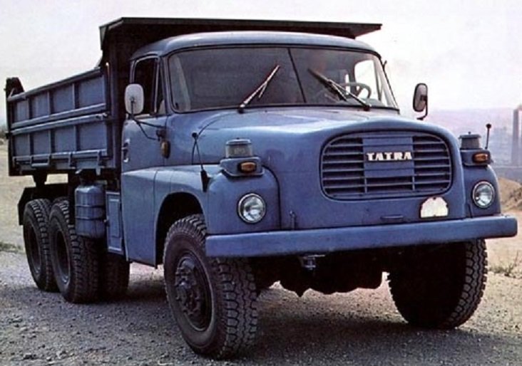 tatra_t148_2.jpg.827a04a20f36048b3c0005f988b93b1c.jpg