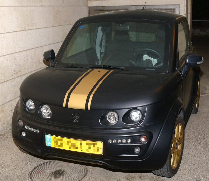 tazzari3.jpg