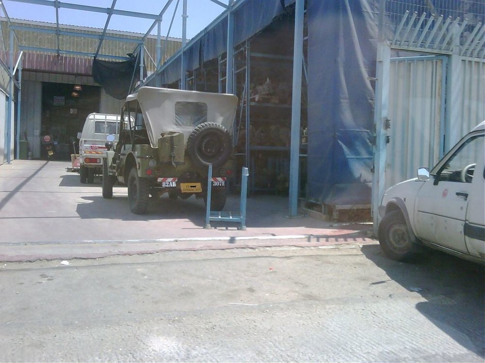 thjku76t6i67.jpg
