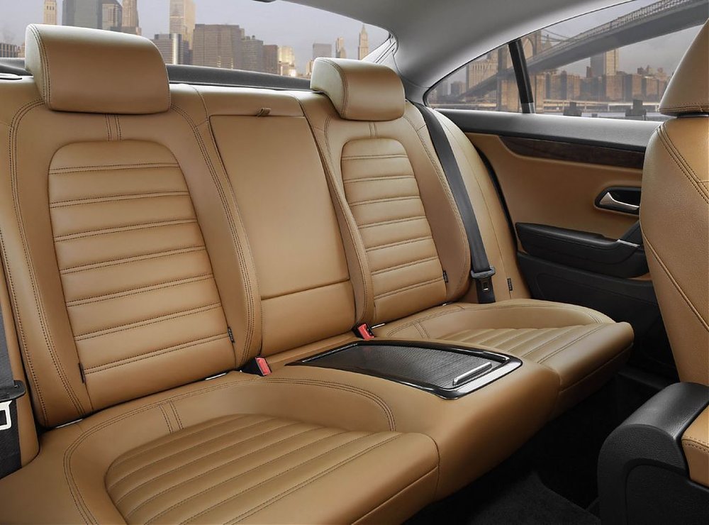 volkswagen-passat-cc-interior12.jpg