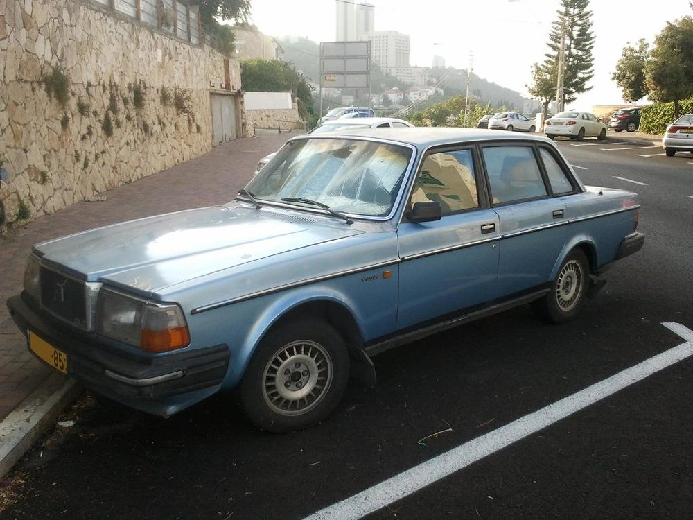volvo240-4.JPG