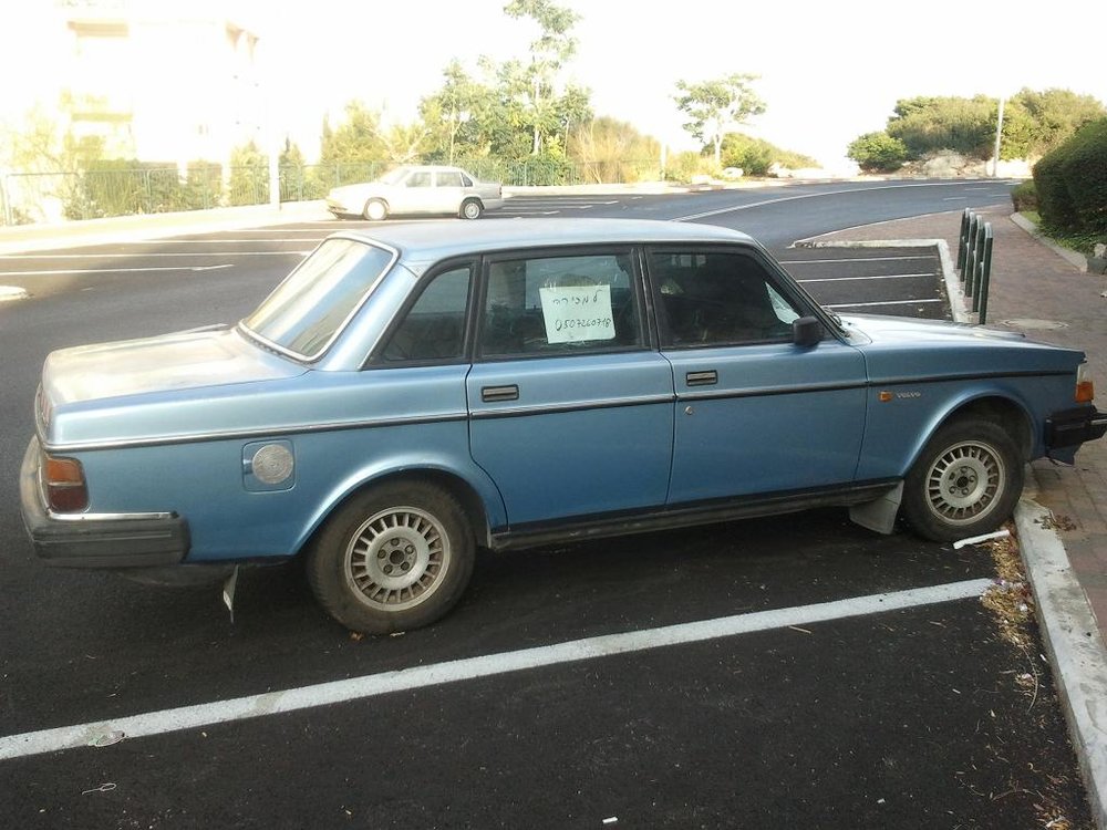 volvo240-5.jpg