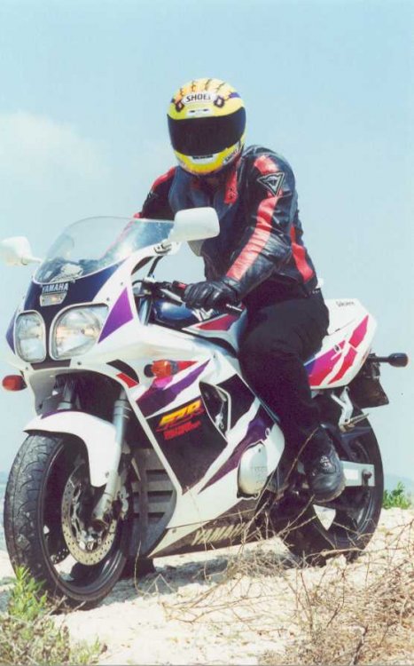 yam-yzf600-95-bikepics-04191.jpg