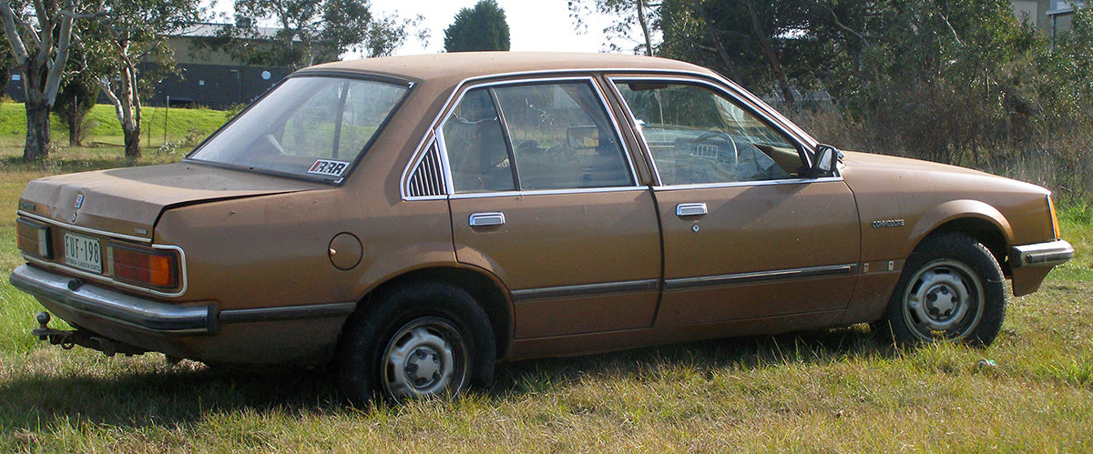 1978-1980_Holden_VB_Commodore_02.jpg.df2e5c24061b3369f7bbd870407b20cc.jpg