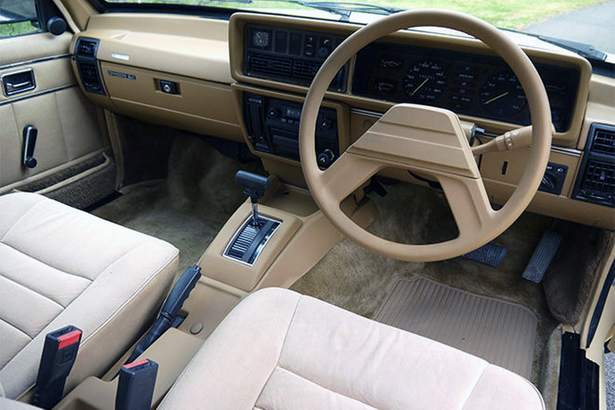 1979-holden-vb-commodore-sle-v8-sedan.jpg.d10116e2096409e9072fd411221ced62.jpg