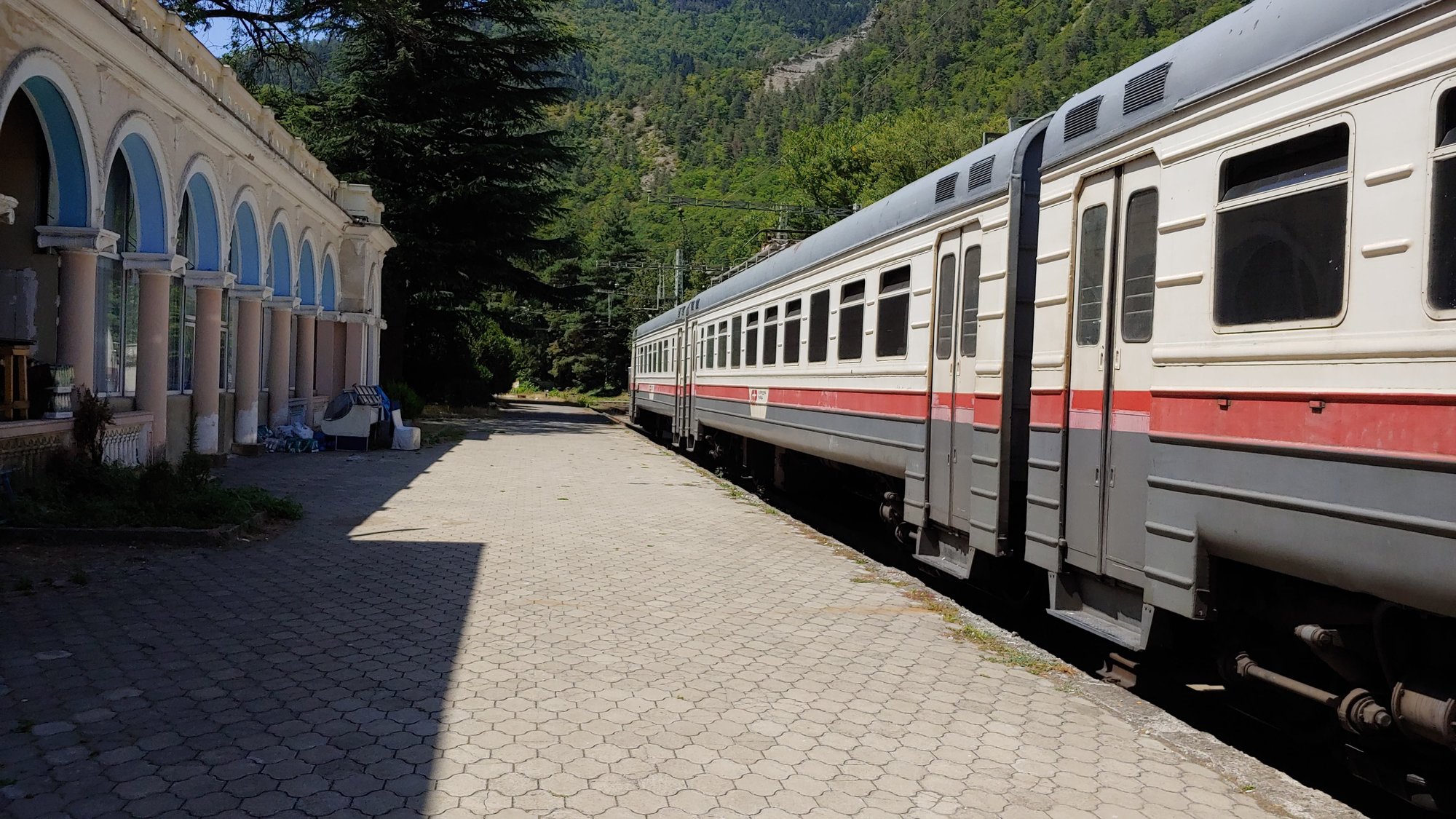 2316576_BorjomiTrainstation(5).thumb.jpg.810f4096651fa49199fa59bbf5c19558.jpg