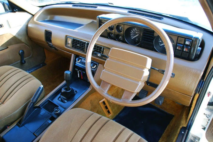 1979-series-1-rover-sd1-2600-interior-newoldcar.jpg.3359f99311eaa681a0563958daed47cd.jpg
