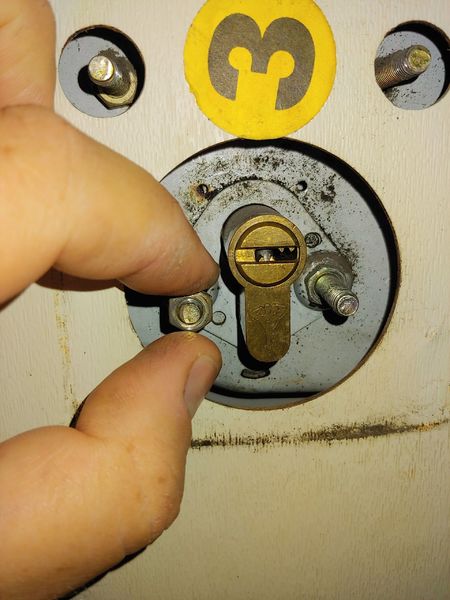 9.thumb.jpg.cb9d3a67ffc4016518f0d55e03047dfb.jpg