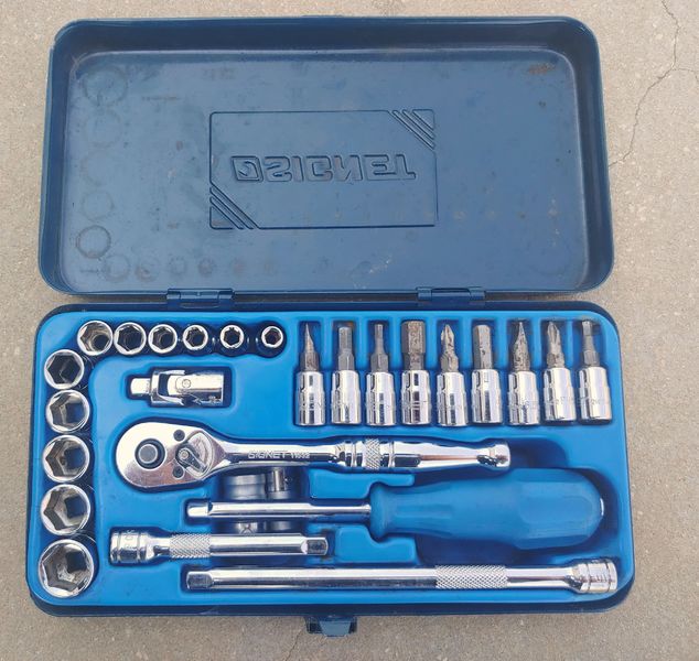 Tools.thumb.jpg.c70b983ee774561274e3e95a7b543264.jpg