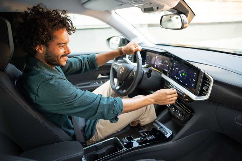 10_Opel_Mokka-e_513088.thumb.jpg.e217b84f8f2fd371afb37e1c0e68e762.jpg