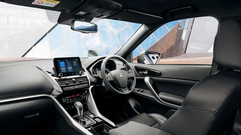1196920870_2022-mitsubishi-eclipse-cross(2).thumb.jpg.384885d5be81612a38c30667fc39500c.jpg