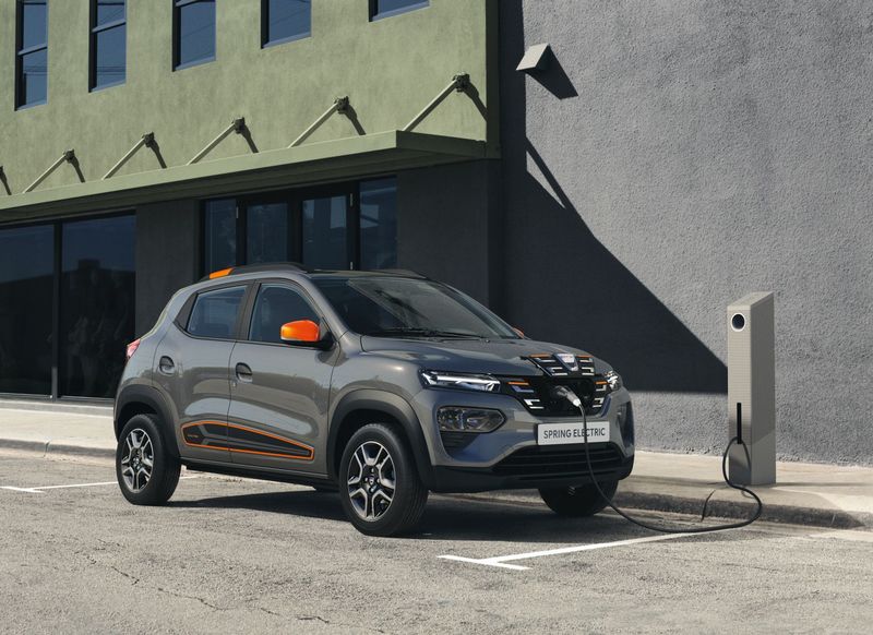 2021-Dacia-Spring-Electric-1.jpg