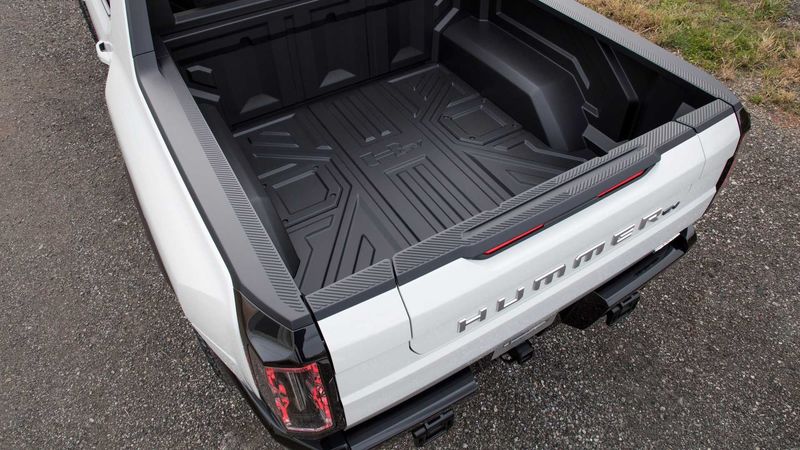 2022-gmc-hummer-ev-bed.thumb.jpg.12bdf05056e27d545a32d10582a6445a.jpg