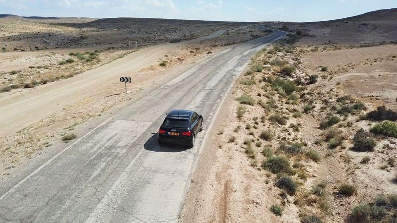 481687896_AudiA1AerialDesert.thumb.jpg.51acfdf74e1a8c390563db3c38db9dca.jpg