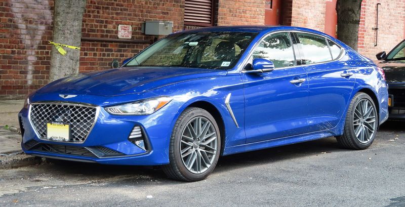 805334360_2560px-2019_Genesis_G70_2.0T_front_8_11_19.thumb.jpg.350366dd6dd3d04d16fc612ed98183b0.jpg