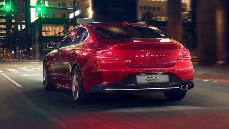 Genesis_G70_2021_red_3.thumb.jpg.58370b9fd891b8f5294b16da398c06d6.jpg