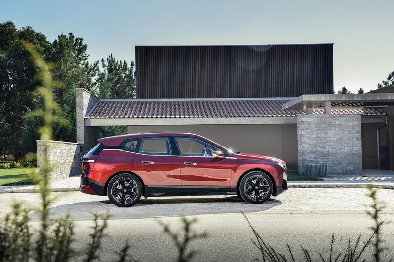 bmw-inext-suv-33.thumb.jpg.bfe624a53fb7713dcbc4bef45f346661.jpg