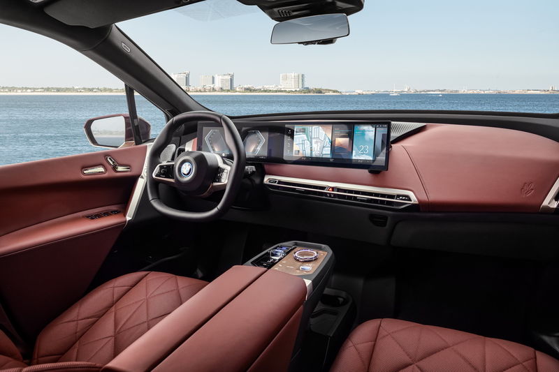 bmw-inext-suv-46.thumb.jpg.0ee6f642683dfd43357ddfa66e5cd245.jpg