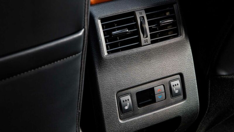 646009564_2022-mitsubishi-outlander-interior(3).thumb.jpg.aaf78882cf99f11d34ae6d0d7a8a5f8d.jpg