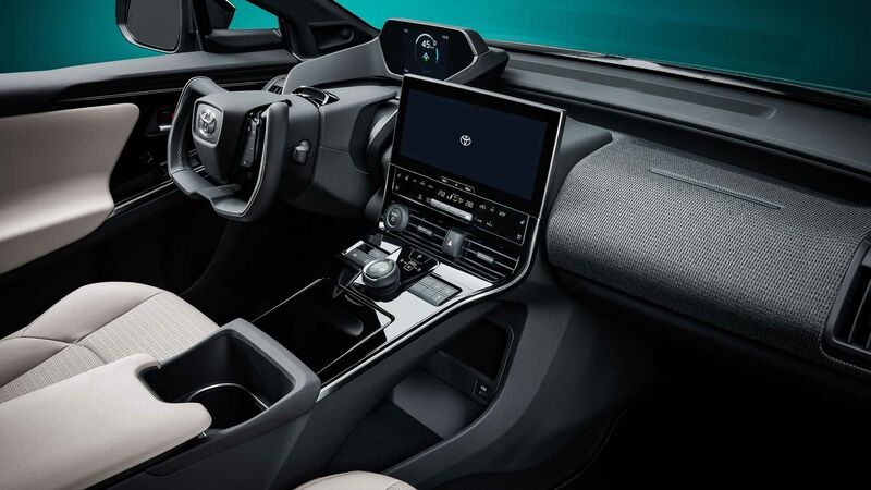114542379_toyota-bz4x-bev-concept---yoke-version(1).thumb.jpg.66b4519c92aca615e3c4ce625fce0785.jpg