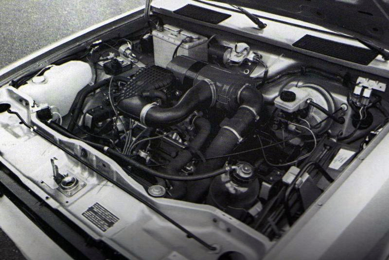 1307-engine-bay.jpg.ee2c3479ccc5ff867e761708fd5cc261.jpg